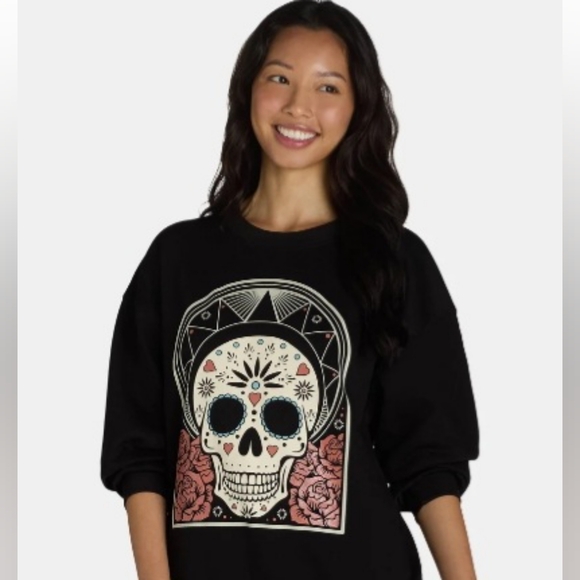 Sugar Skull Women's Graphic Sweatshirt with Long Sleeves Size XS - Picture 1 of 7